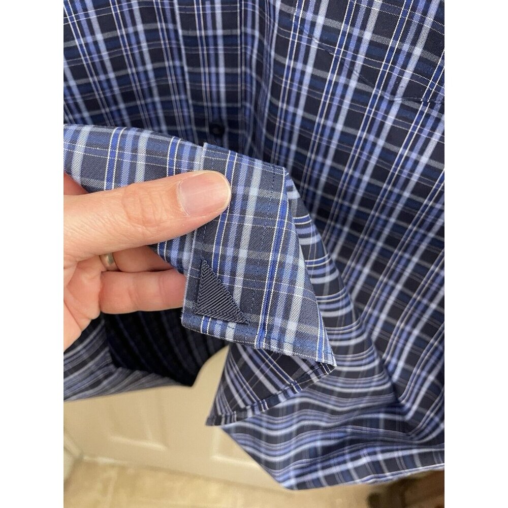 Men's Slim Fit  M Untuck It Button Down Wrinkle Free, 100% Cotton Shirt - Picture 10 of 10